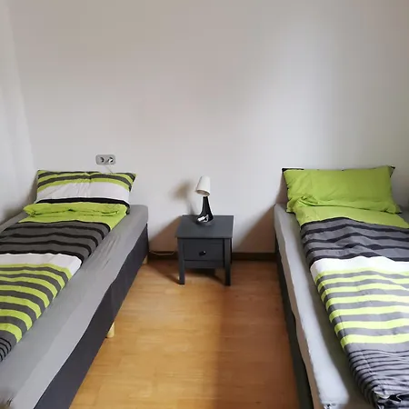 4-zimmer-wohnung Mit 6 Betten Apartment