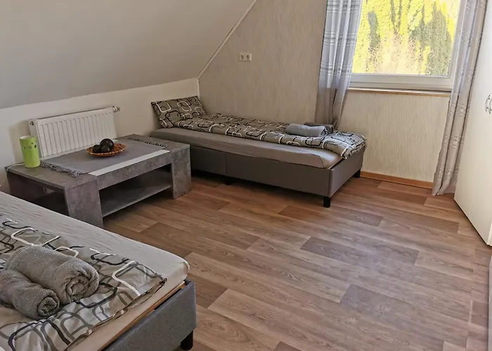 Tiravisa Apartman *